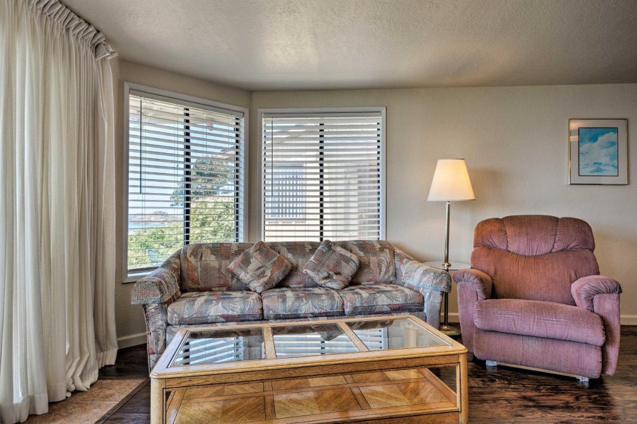 Smith River Vintage Cabin Oceanfront Deck And Views Buitenkant foto