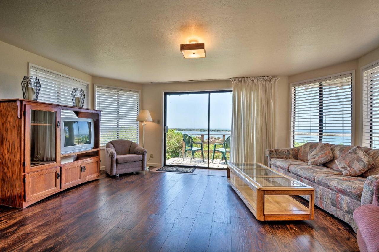 Smith River Vintage Cabin Oceanfront Deck And Views Buitenkant foto